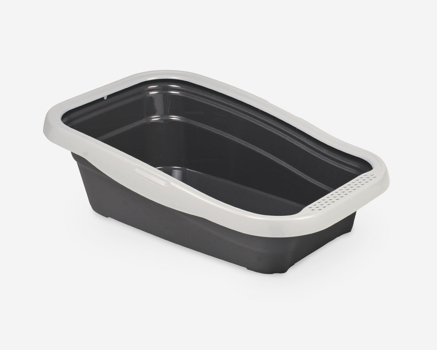 NELLA Open litter box with frame that is higher at the back.